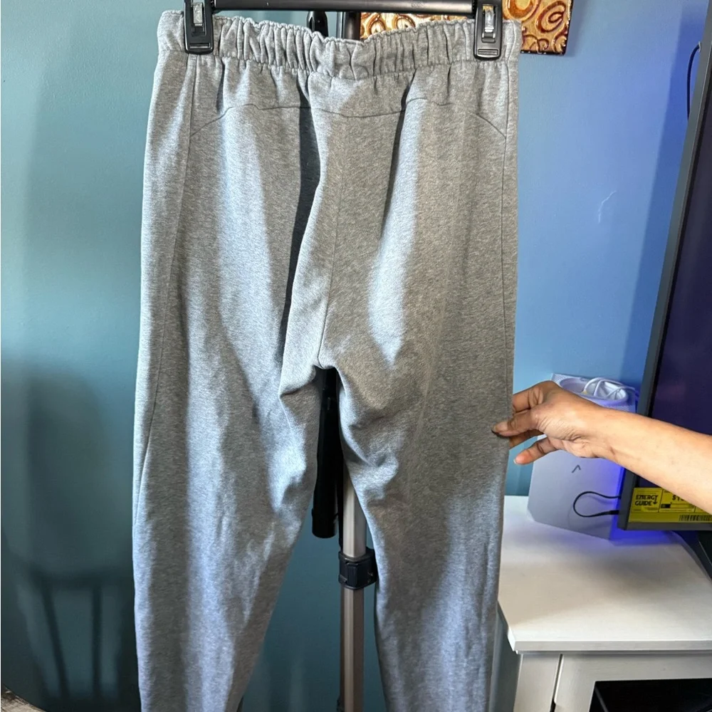 PUMA Gray Sweatpants - Picture 2 of 4